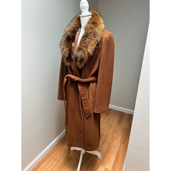 Ellen Tracy Vintage Fur Lined Wool Coat Brown Camel size Medium - Picture 2 of 10